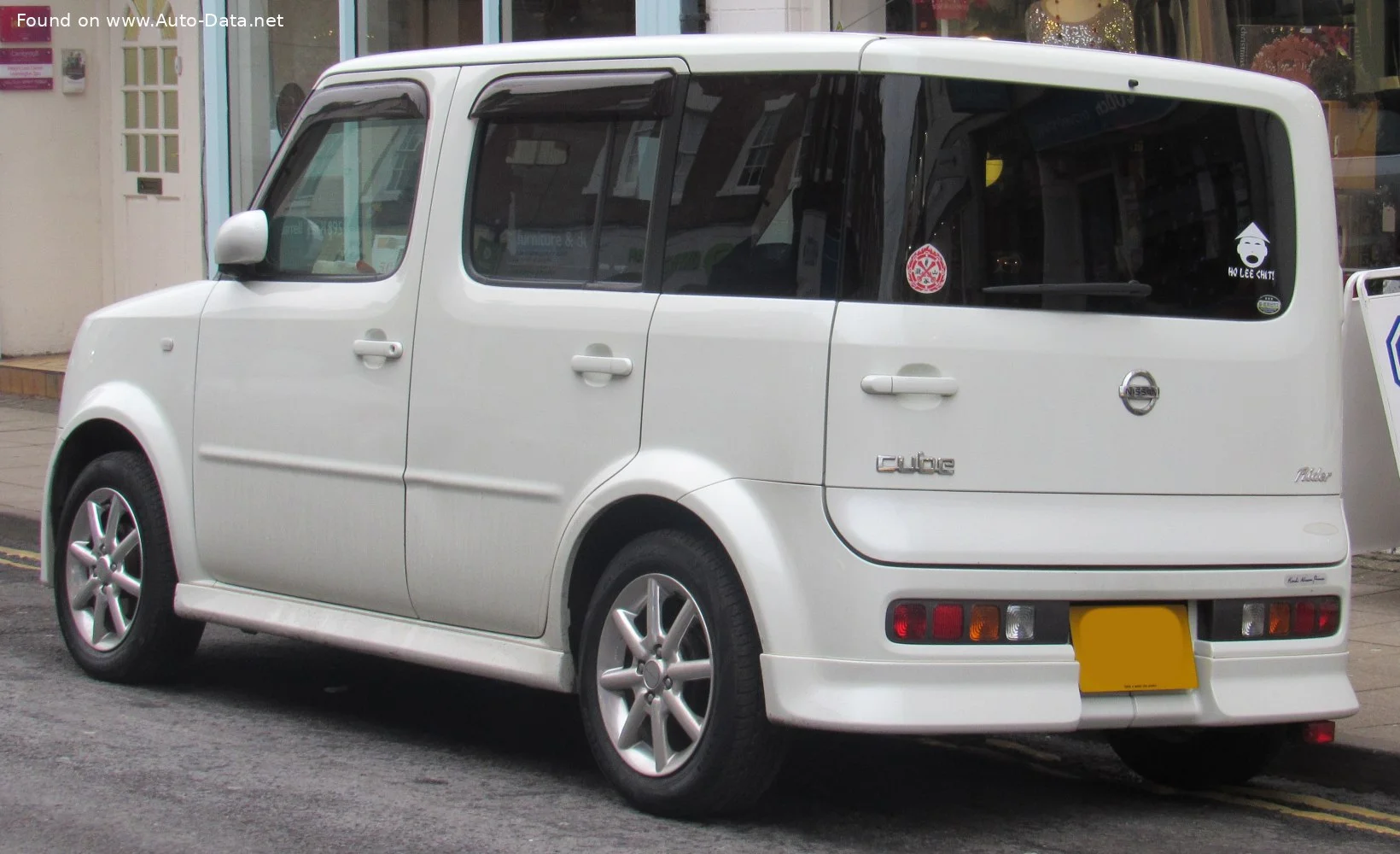 Nissan Cube 1.4 i (98 Hp)2002 - 2008 thumbnail 4