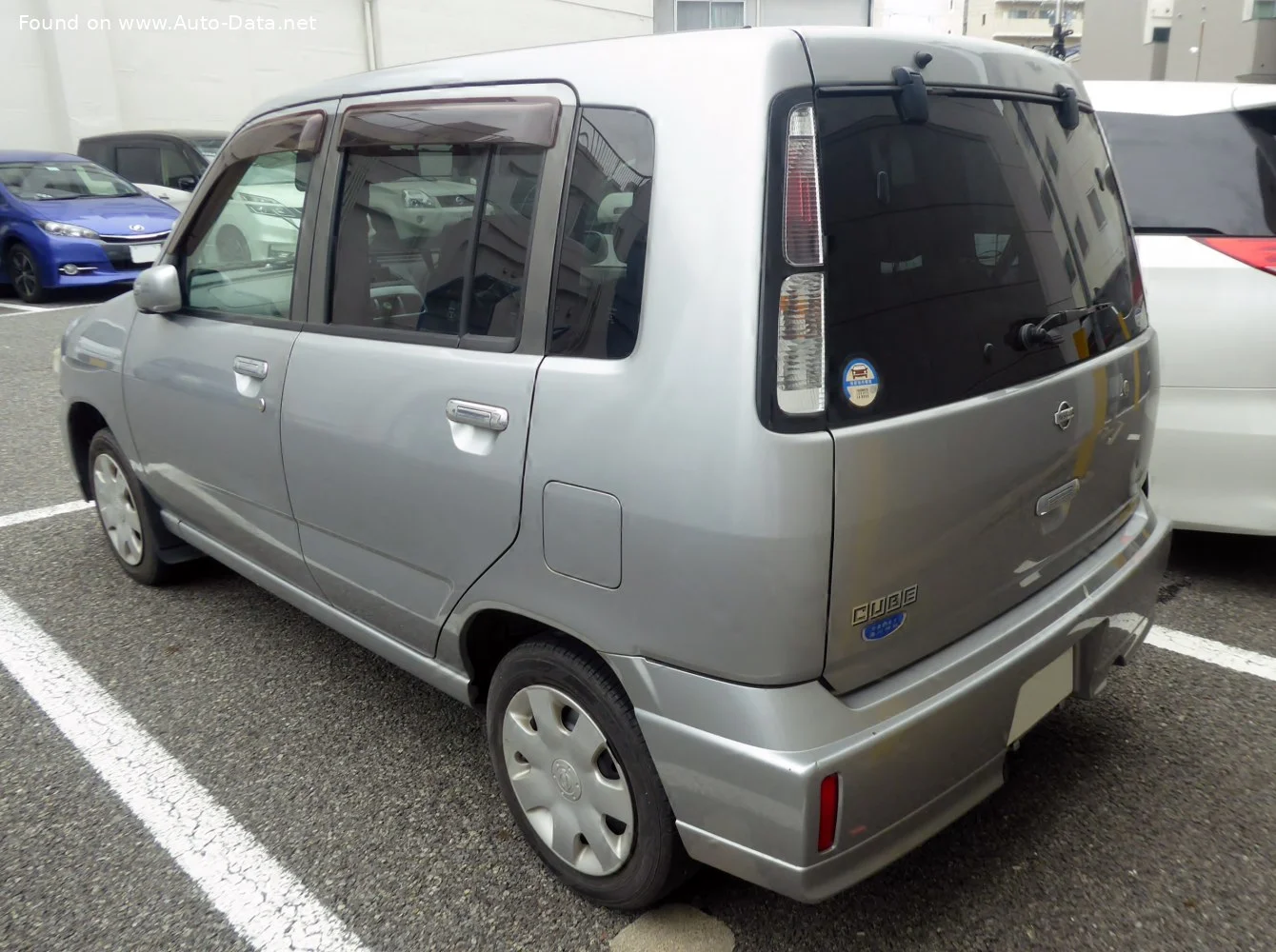 Nissan Cube 1.3 i 16V (101 Hp)2002 - 2002 thumbnail 2