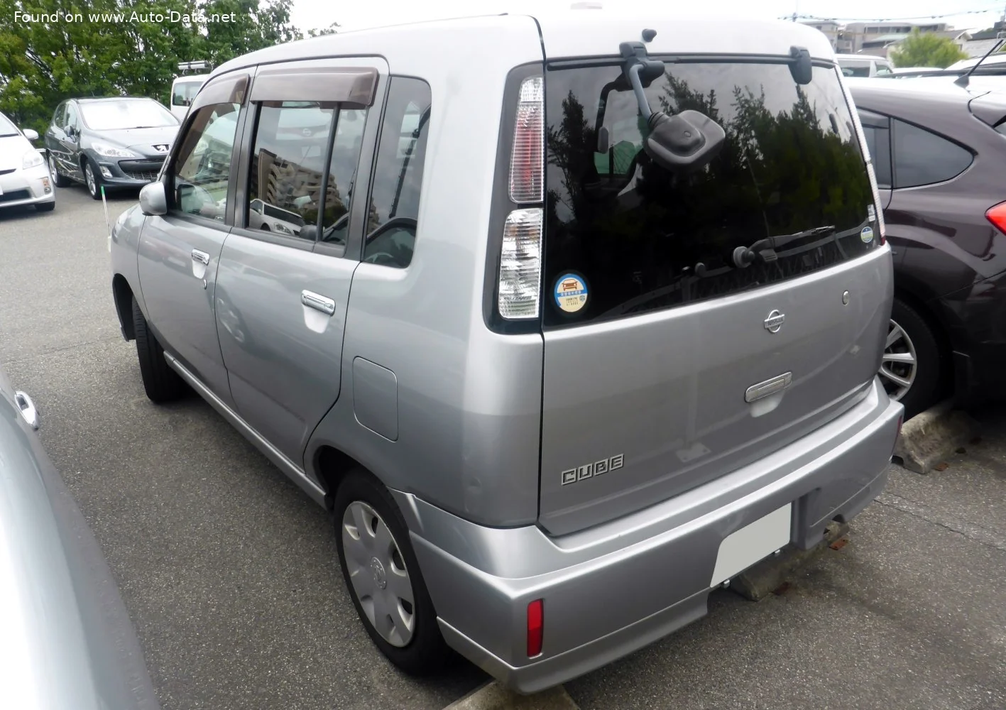 Nissan Cube 1.3 i 16V (101 Hp)2002 - 2002 thumbnail 4