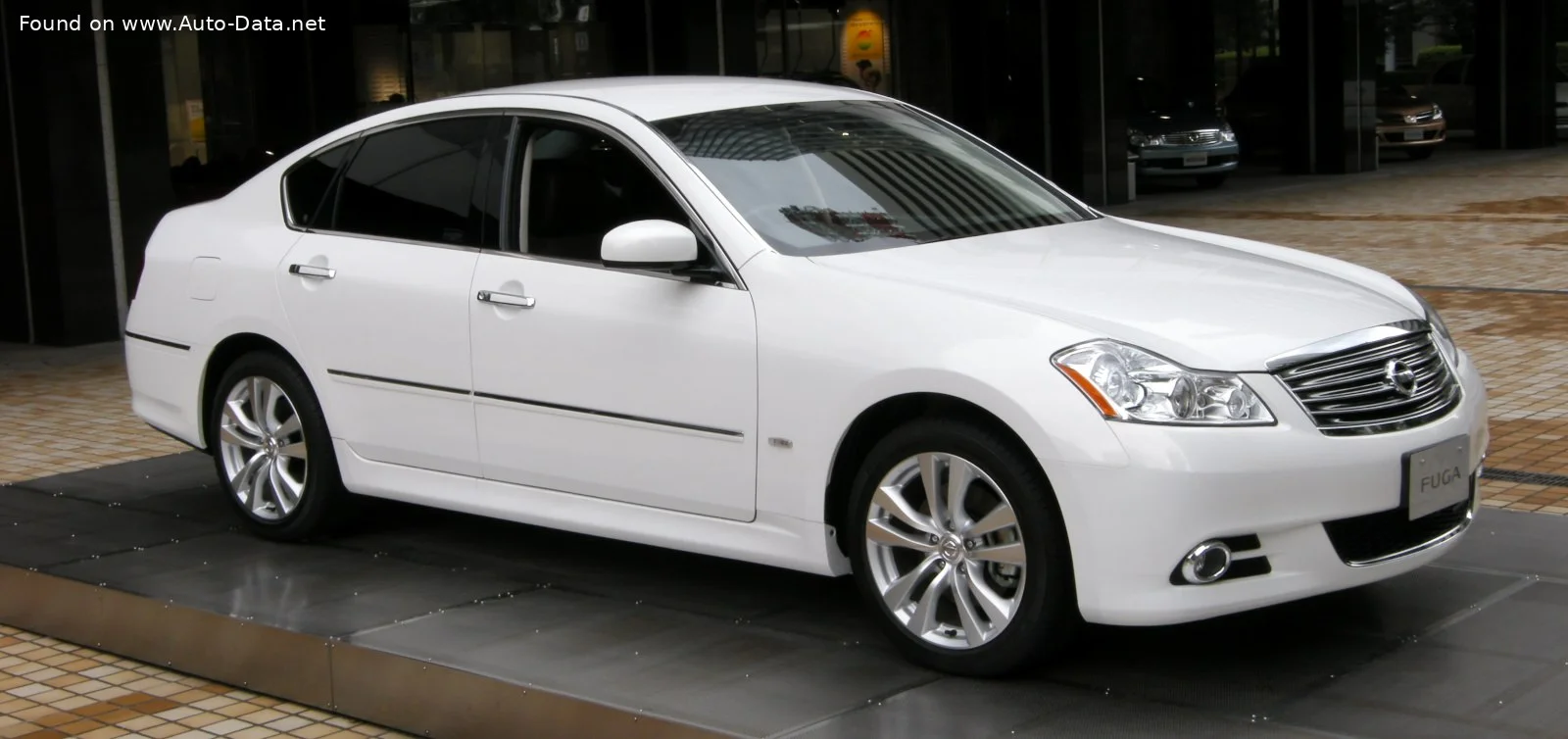 Nissan Fuga 2.5L V6 (223 Hp)2006 - 2009 - 1
