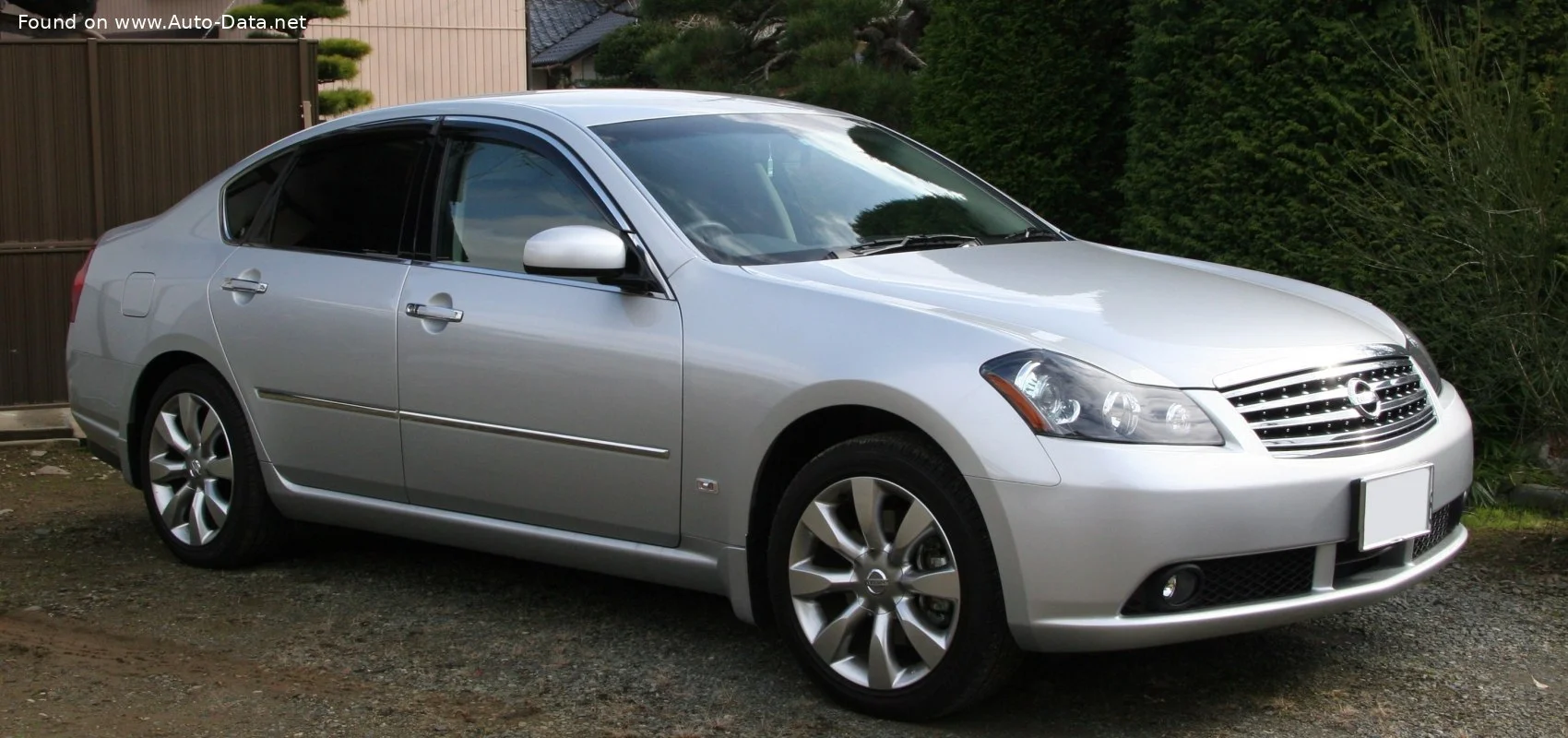 Nissan Fuga 2.5L V6 (210 Hp)2004 - 2006 - 1