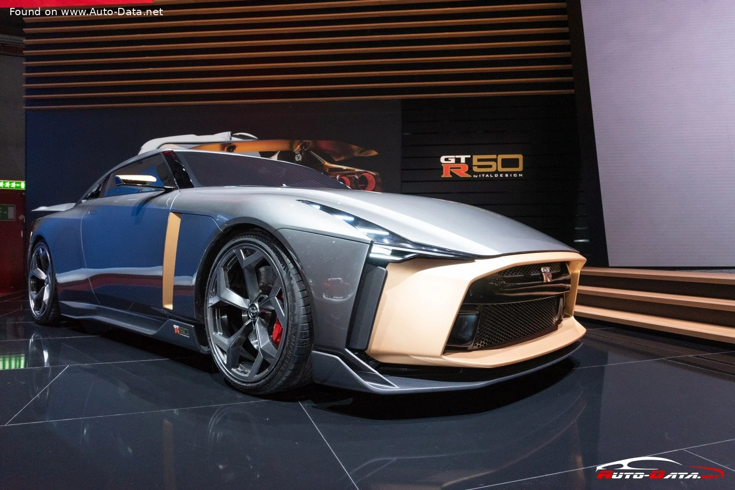 Nissan GT-R Nissan GT-R50 thumbnail 8