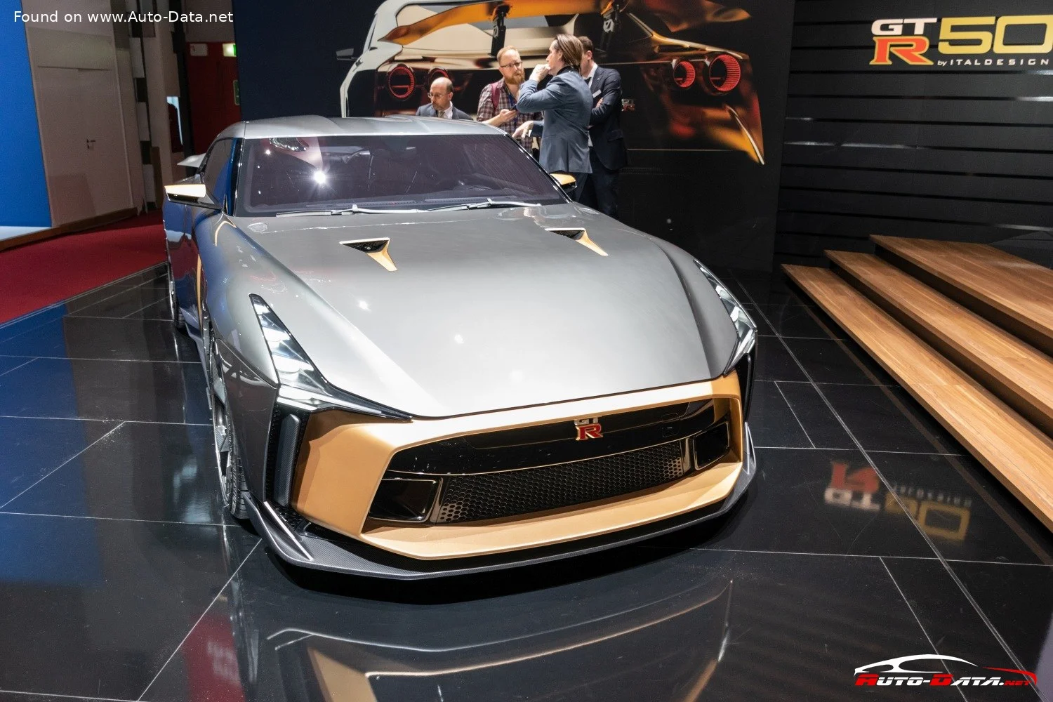 Nissan GT-R Nissan GT-R50 thumbnail 9