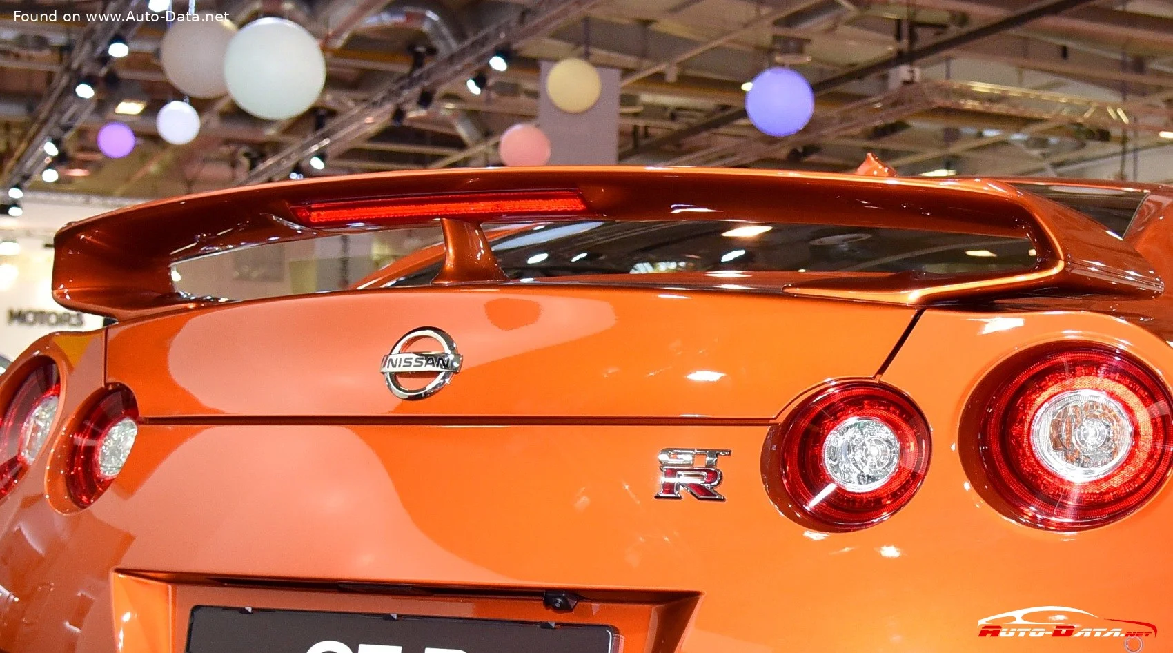 Nissan GT-R 3.8 V6 (570 Hp) AWD DCT2016 - 2023 thumbnail 11