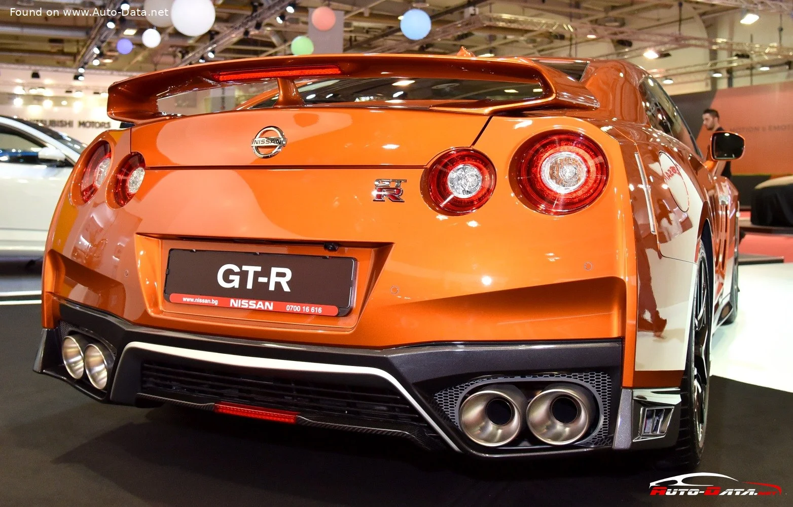 Nissan GT-R 3.8 V6 (570 Hp) AWD DCT2016 - 2023 thumbnail 10