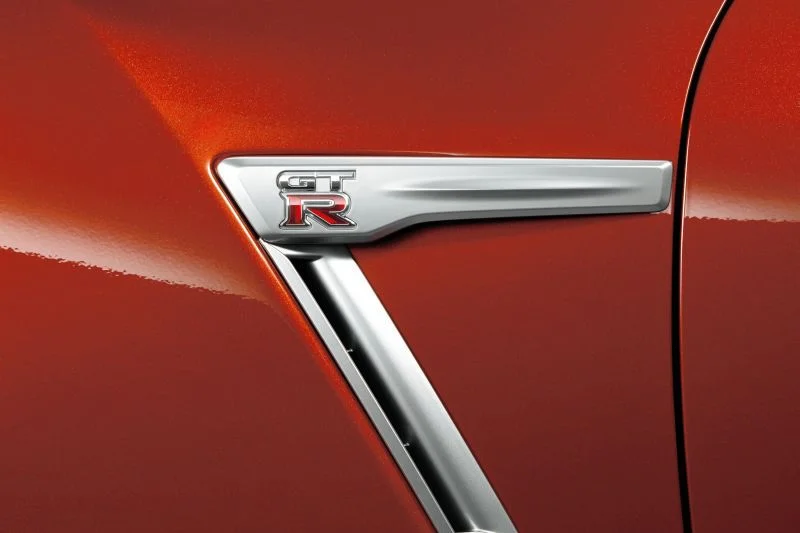 Nissan GT-R 3.8 V6 (530 Hp) AWD DCT2010 - 2012 thumbnail 14