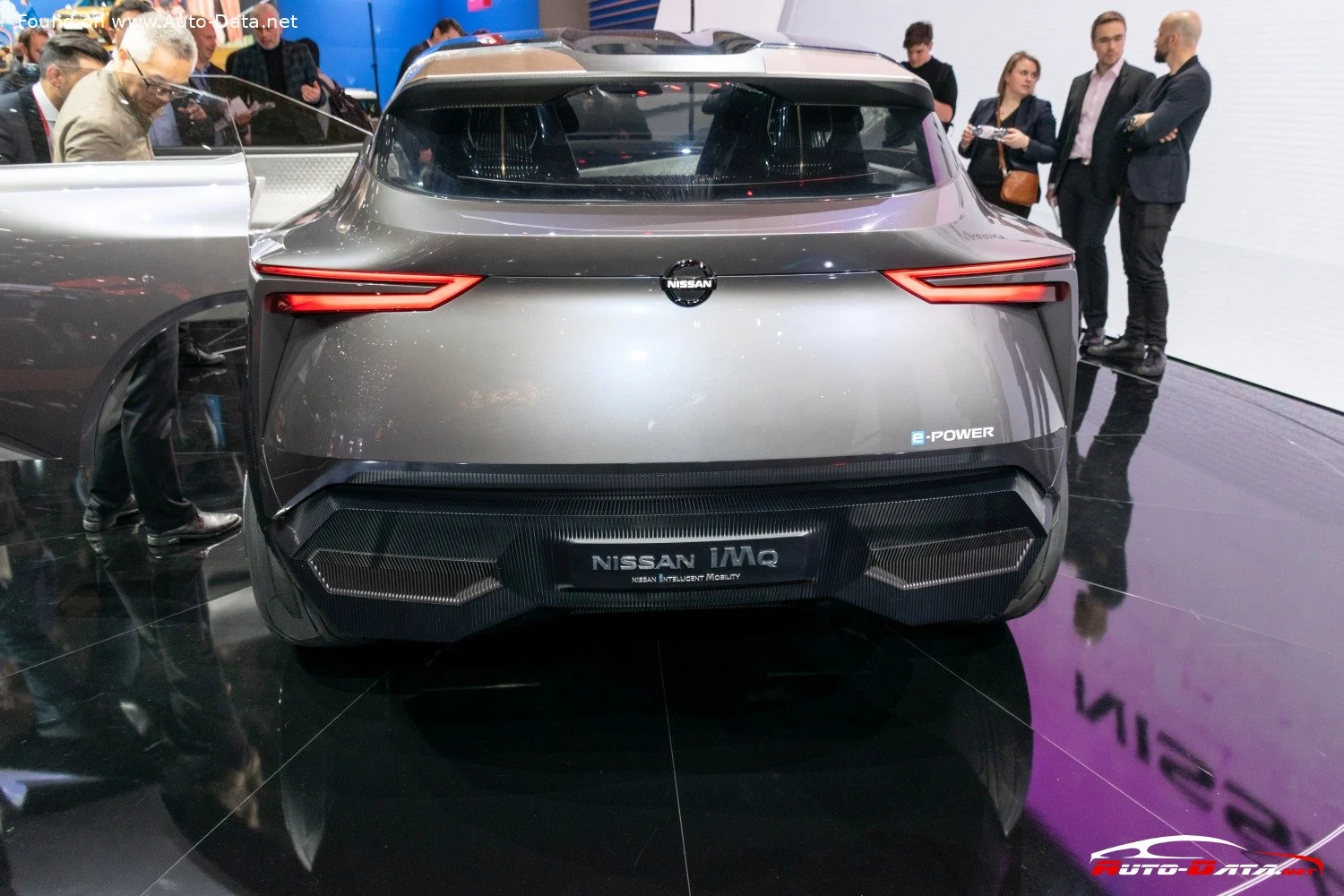Nissan IMQ Nissan IMQ Concept thumbnail 13