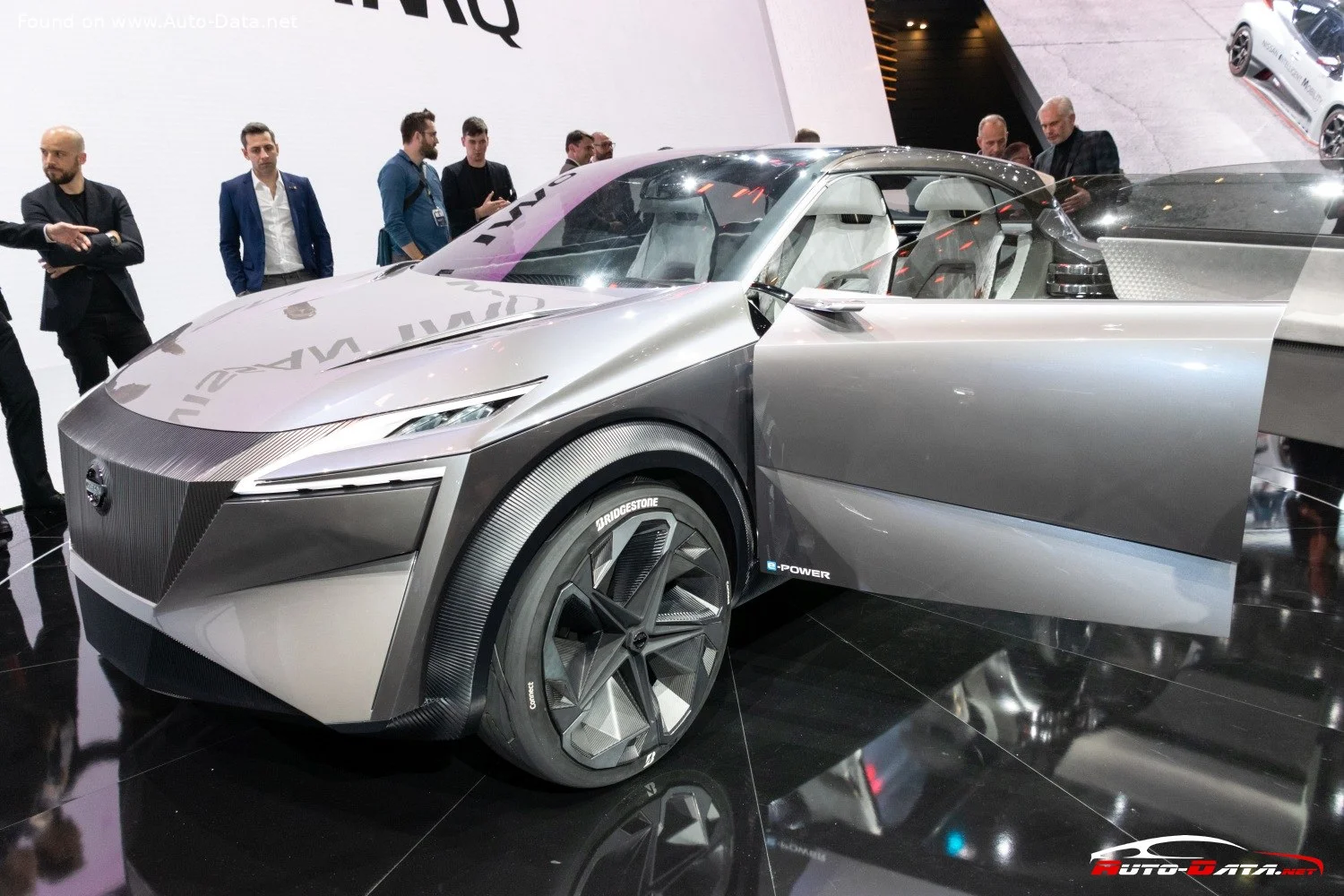 Nissan IMQ Nissan IMQ Concept thumbnail 8