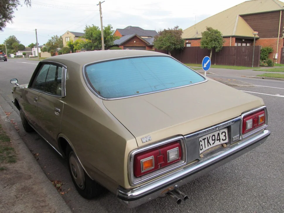 Nissan Laurel 2.0 (97 Hp)1977 - 1983 thumbnail 2