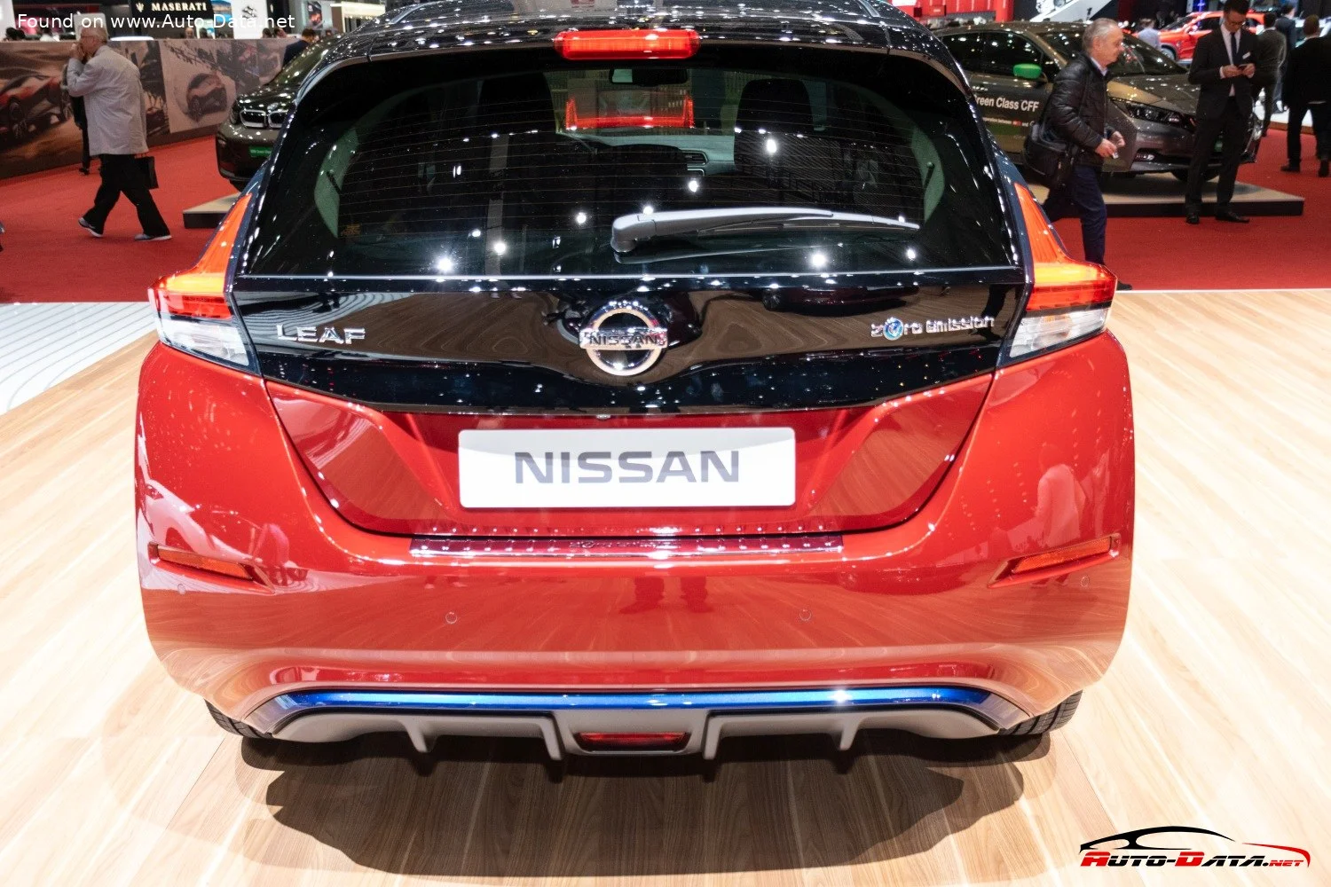 Nissan Leaf 40 kWh (150 Hp)2017 - 2025 thumbnail 15
