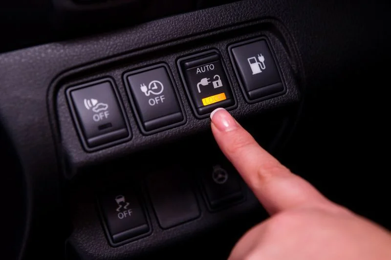 Nissan Leaf 24 kWh (109 Hp)2010 - 2012 thumbnail 13