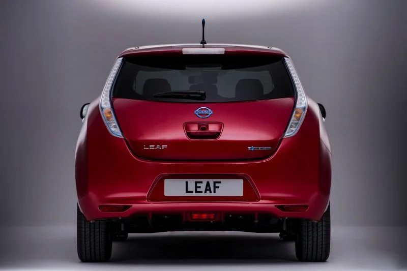 Nissan Leaf 24 kWh (109 Hp)2010 - 2012 thumbnail 8