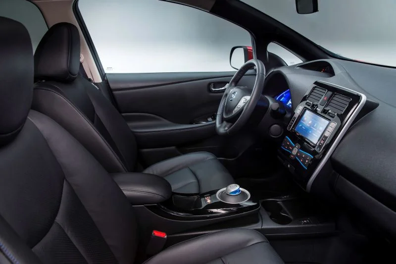 Nissan Leaf 24 kWh (109 Hp)2010 - 2012 thumbnail 10