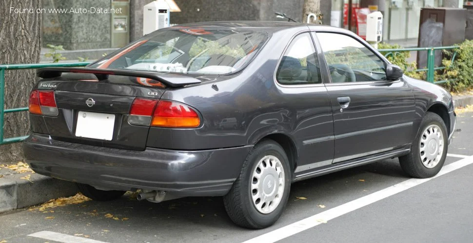 Nissan Lucino 1.5 i 16V GG (105 Hp)1994 - 1998 thumbnail 2