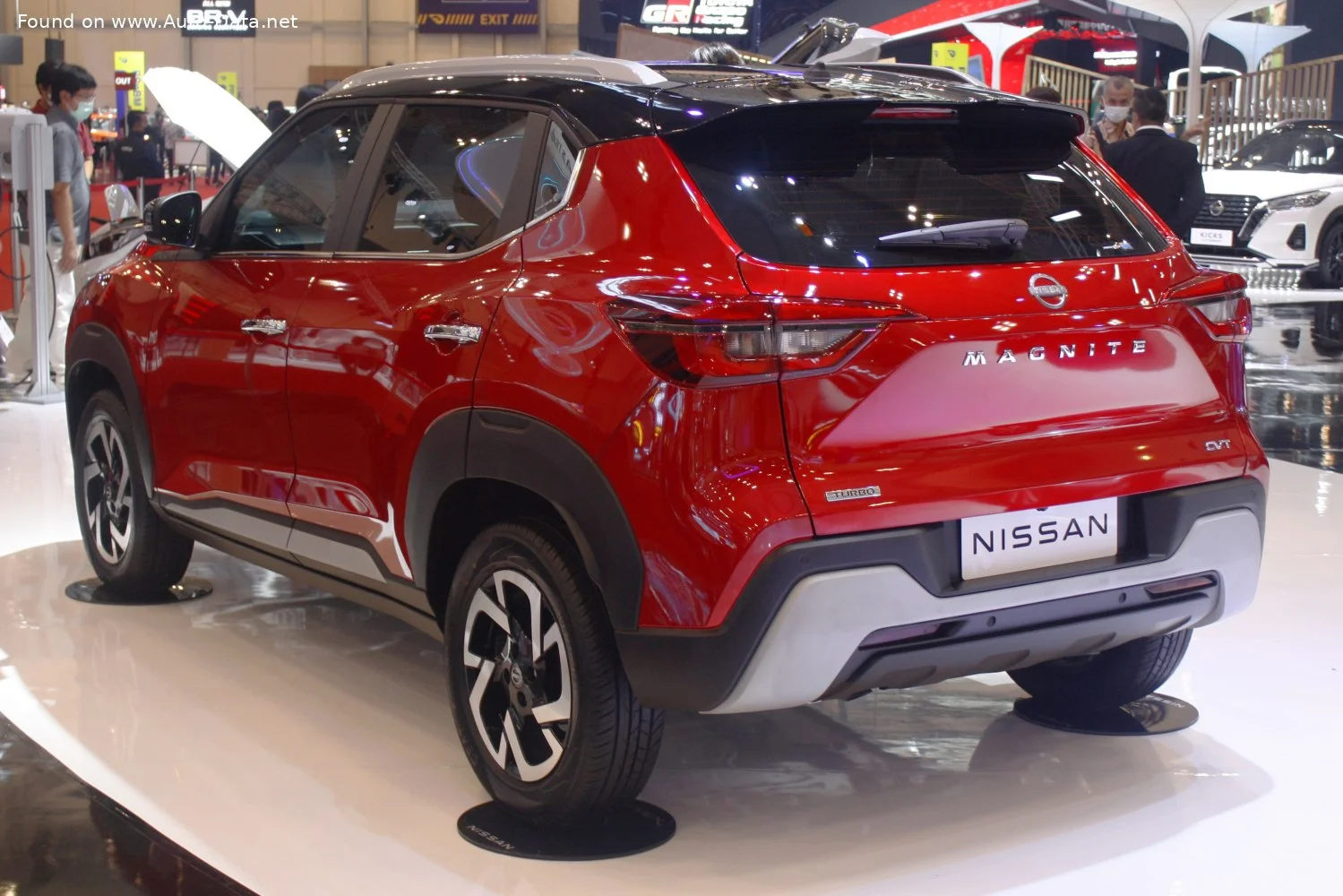 Nissan Magnite 1.0 (72 Hp)2020 - 2024 thumbnail 2