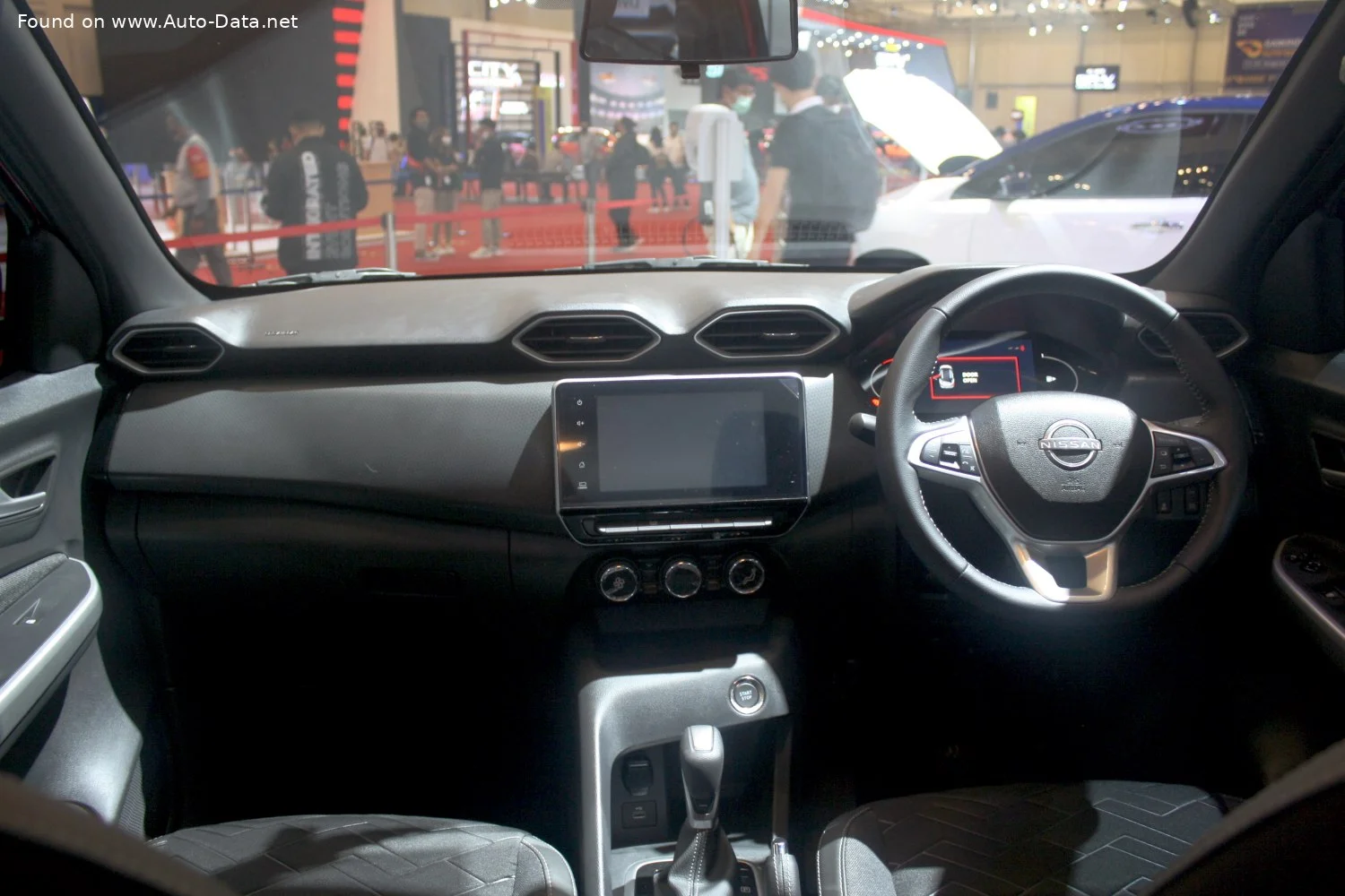 Nissan Magnite 1.0 (72 Hp)2020 - 2024 thumbnail 4