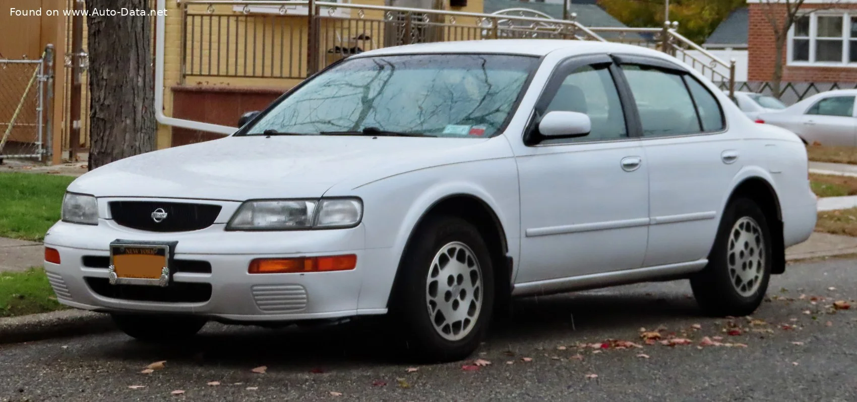 Nissan Maxima 2.0 (140 Hp)1995 - 2000 - 1