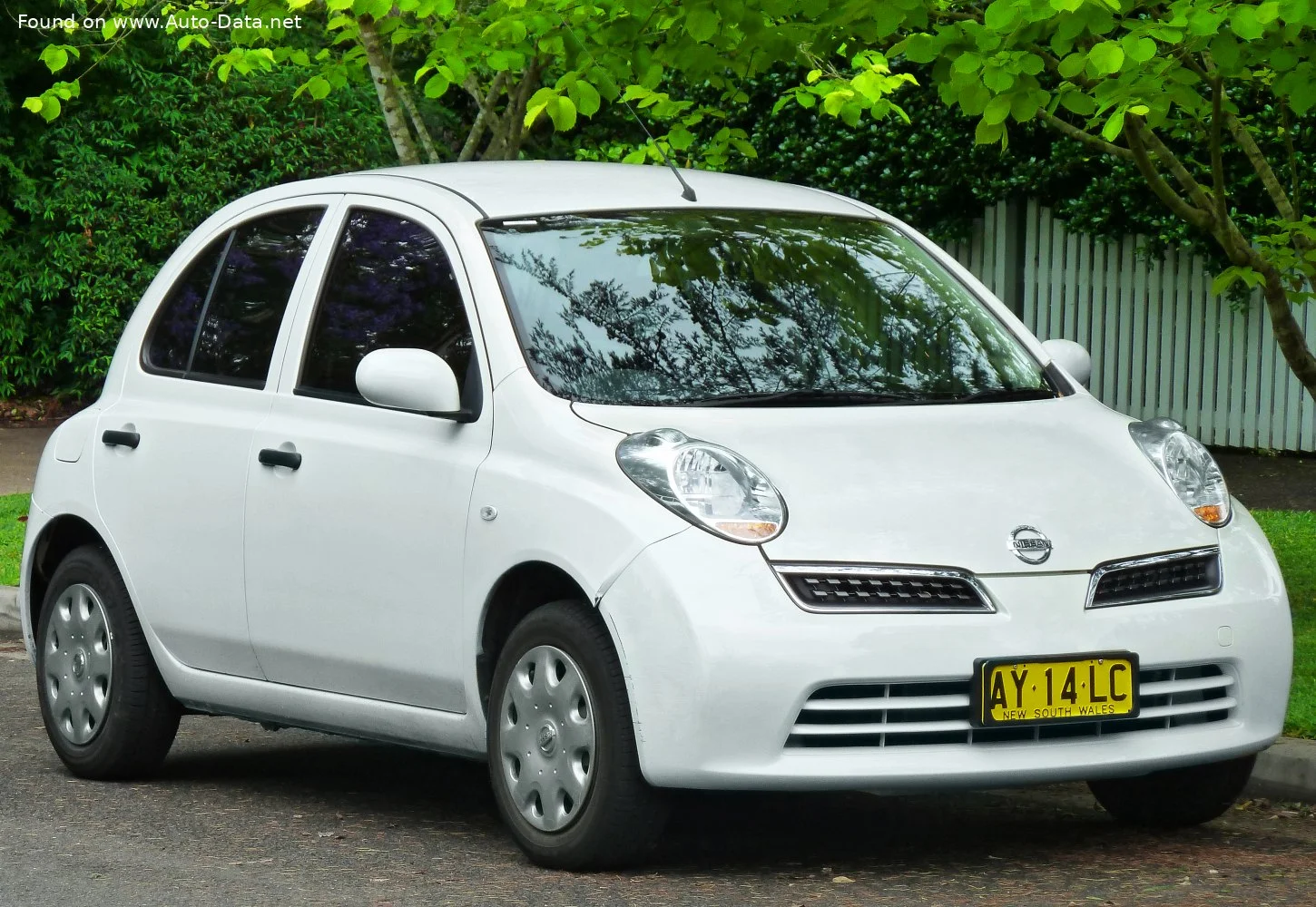 Nissan Micra 1.0 i 16V (65 Hp)2003 - 2005 - 1