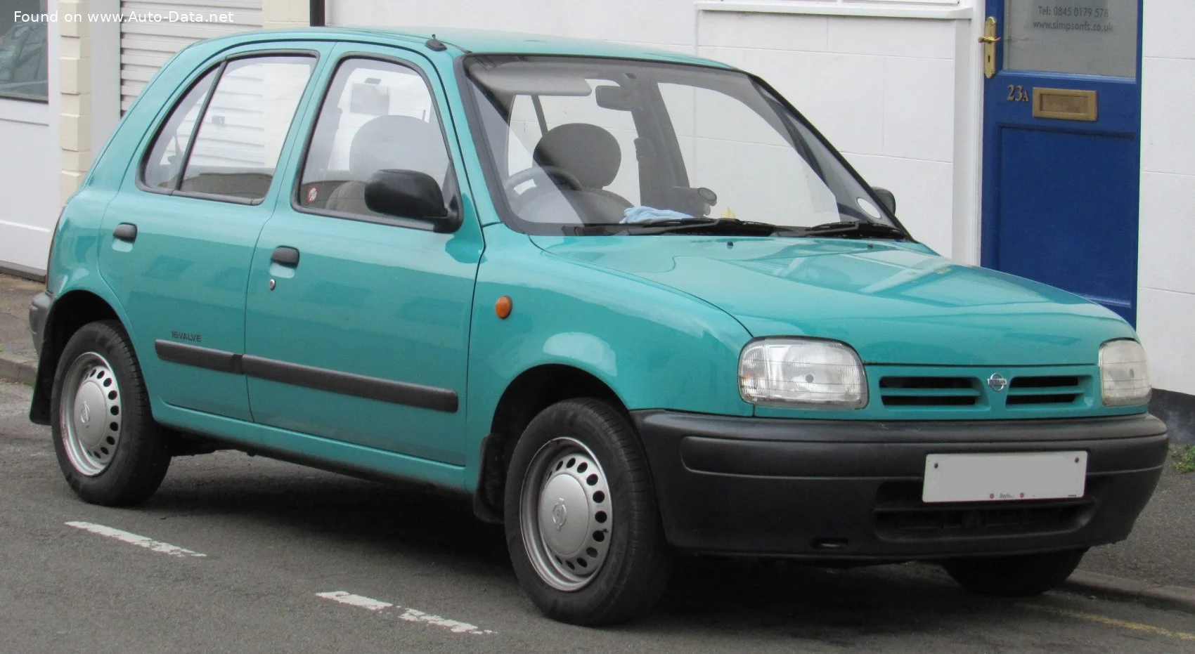 Nissan Micra 1.0 (60 Hp)2000 - 2002 thumbnail 3