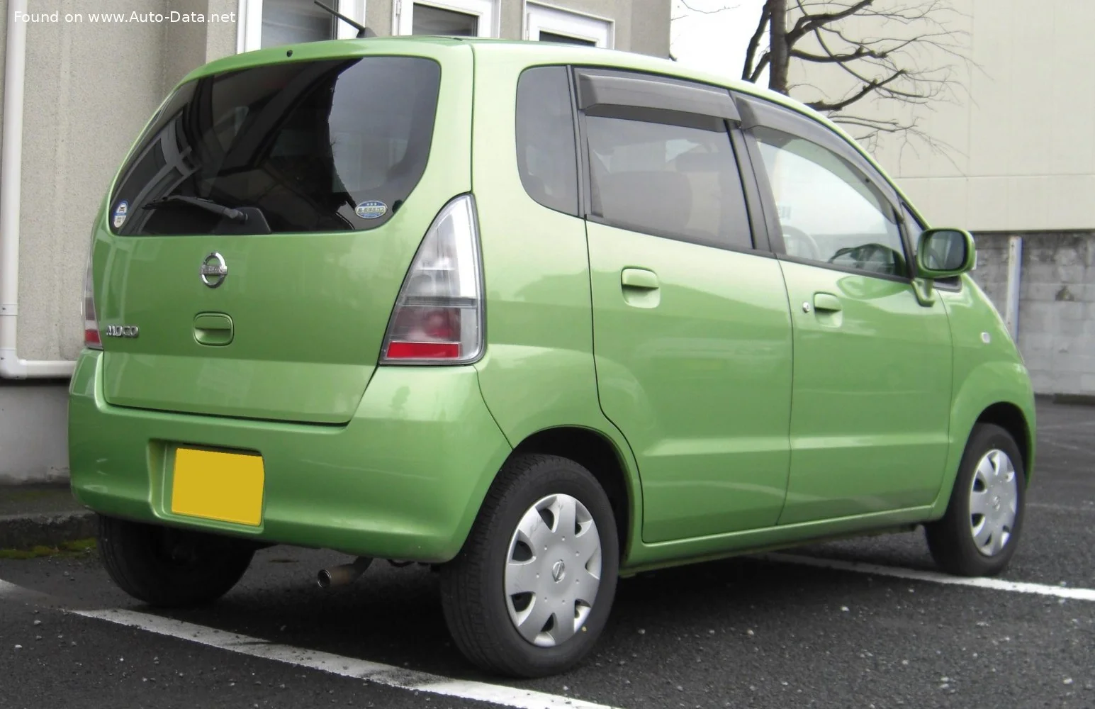 Nissan Moco 0.7 i 12V (54 Hp)2001 - 2006 thumbnail 2