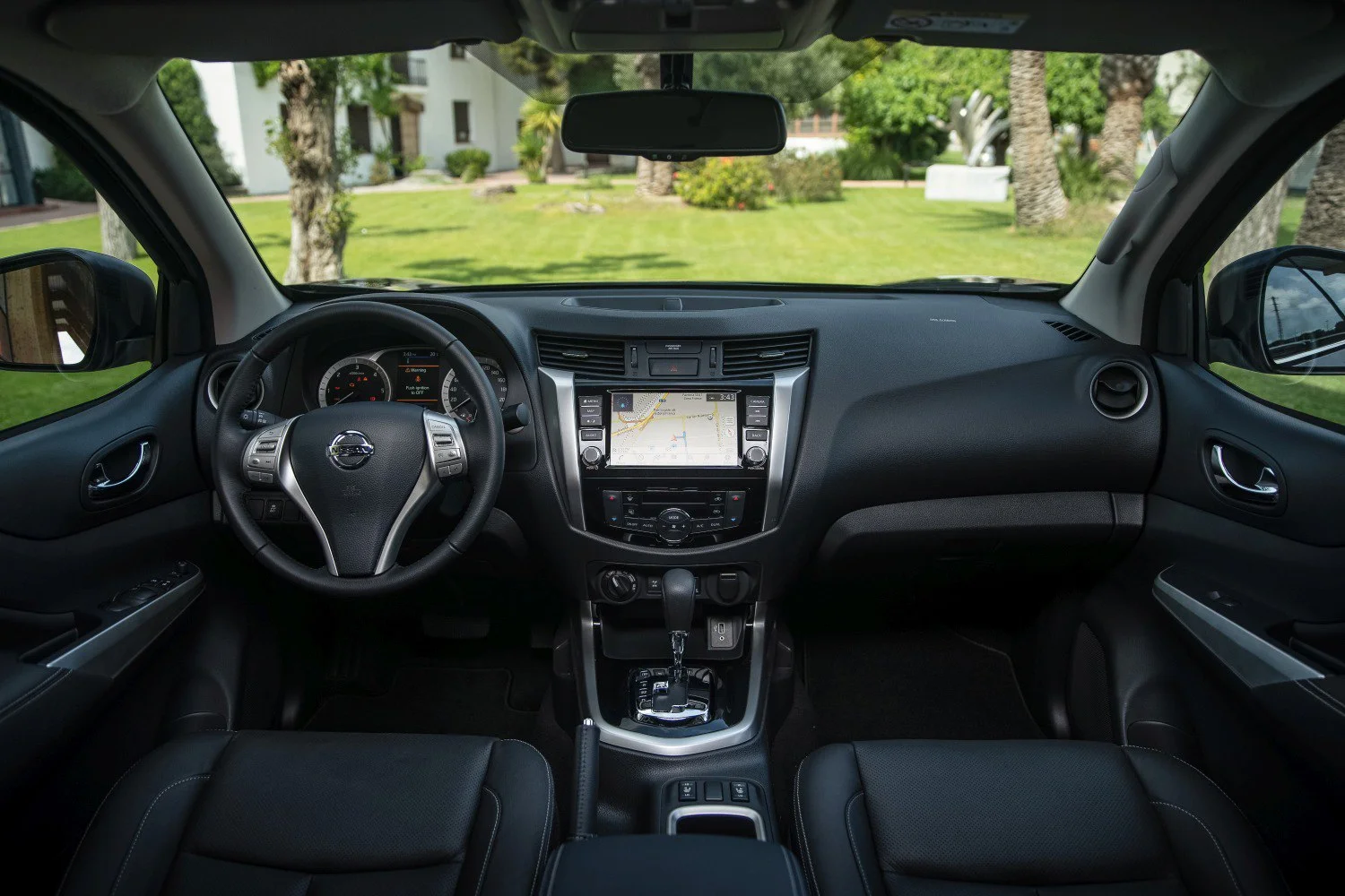 Nissan Navara 2.3 dCi (163 Hp) 4WD2019 - thumbnail 4