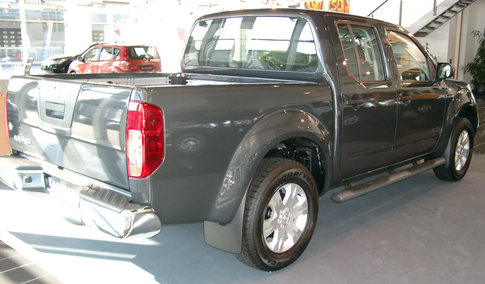 Nissan Navara 2.5 dCi (190 Hp)2010 - 2015 thumbnail 4