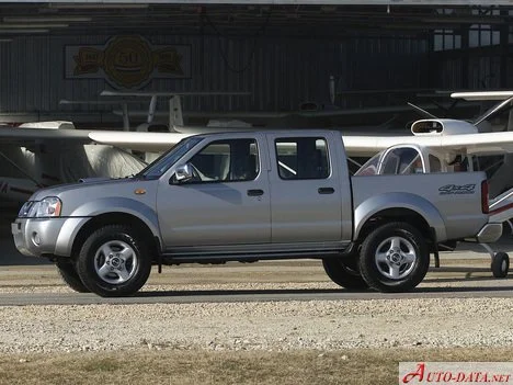 Nissan Navara 2.4 Double Cab 4WD (148 Hp)1998 - 2004 thumbnail 9