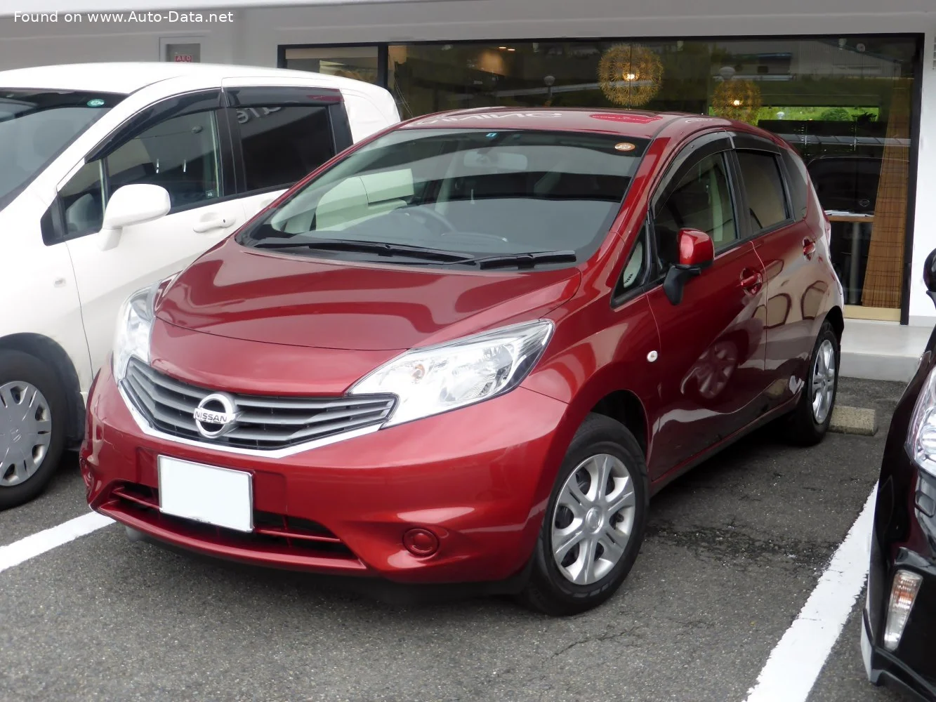 Nissan Note 1.2 (80 Hp)2012 - 2017 thumbnail 4