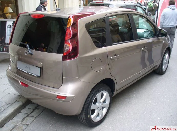 Nissan Note 1.4 (88 Hp)2010 - 2012 thumbnail 17