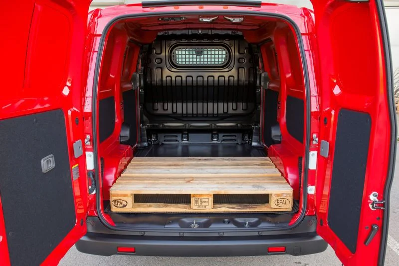 Nissan NV200 24 kWh (109 Hp)2013 - 2018 thumbnail 2