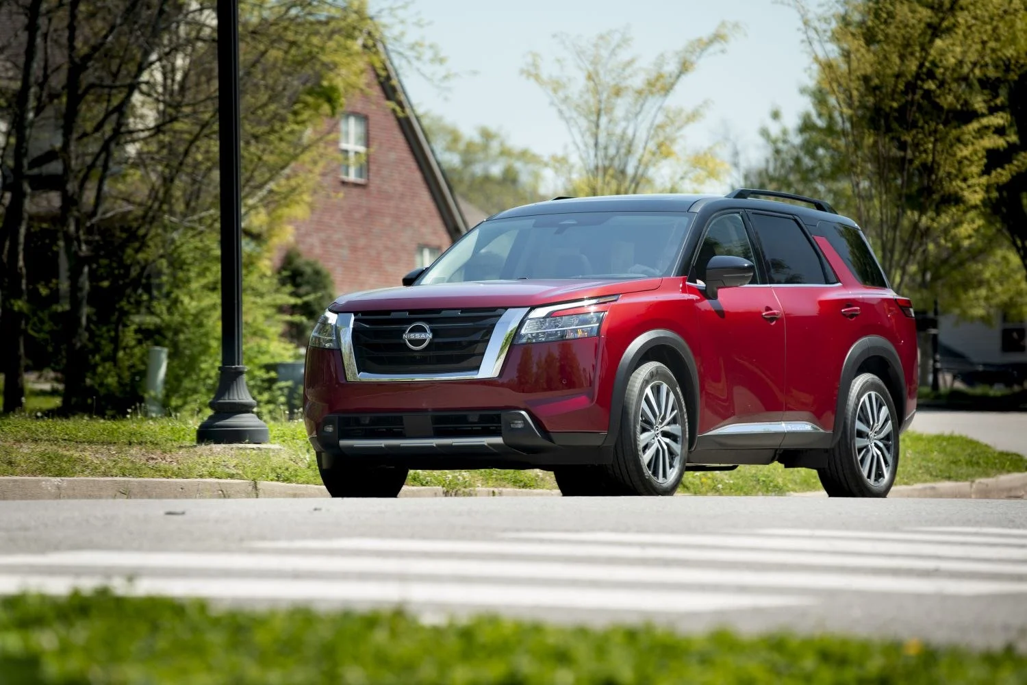 Nissan Pathfinder 3.5 V6 (275 Hp) 4x4 Automatic2021 - - 1