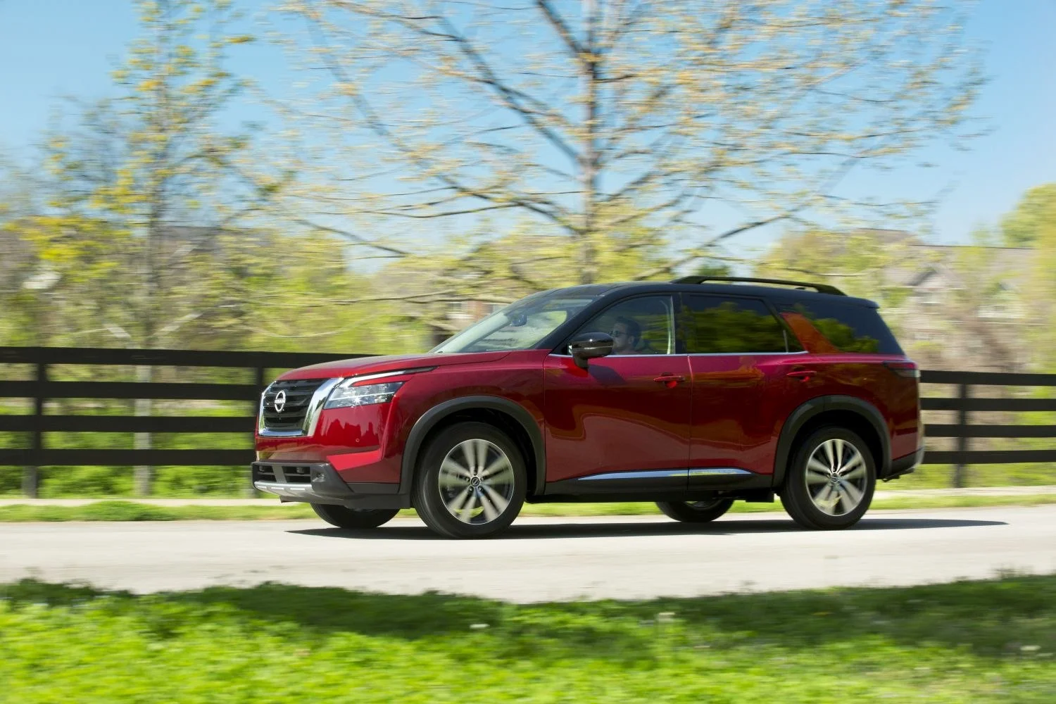 Nissan Pathfinder 3.5 V6 (275 Hp) 4x4 Automatic2021 - thumbnail 2