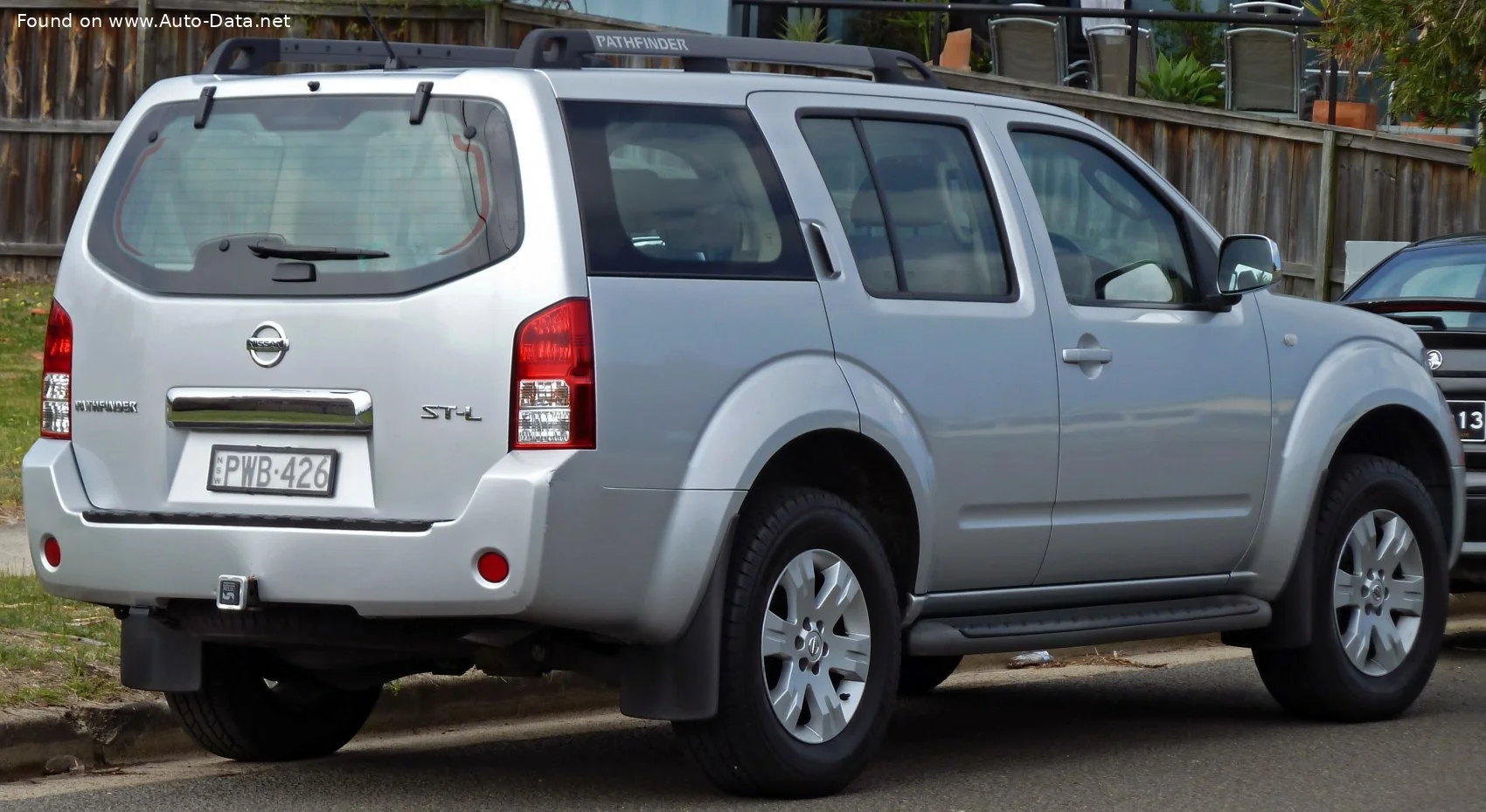 Nissan Pathfinder 2.5 DTi (174 Hp) 4WD2004 - 2010 thumbnail 2