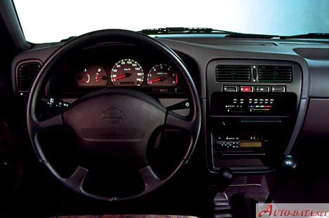 Nissan Pick UP 2.4 i King Cab (120 Hp) 4WD1998 - 2007 thumbnail 2
