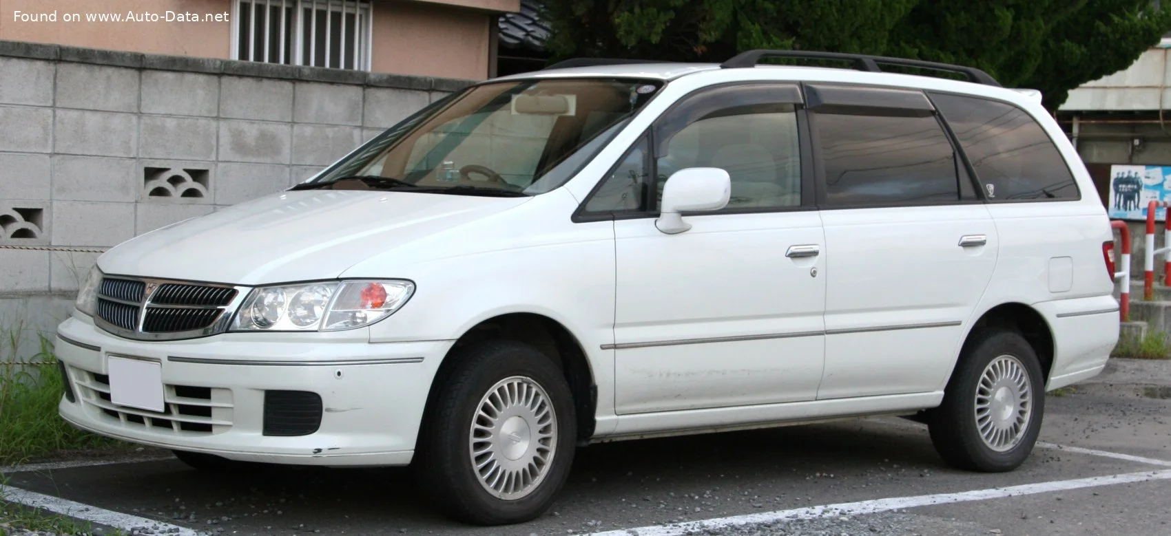 Nissan Presage 2.4 i 16V (150 Hp)1998 - 2006 - 1