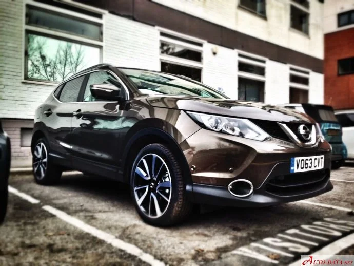 Nissan Qashqai 1.2 DiG-T (115 Hp)2013 - 2017 thumbnail 14