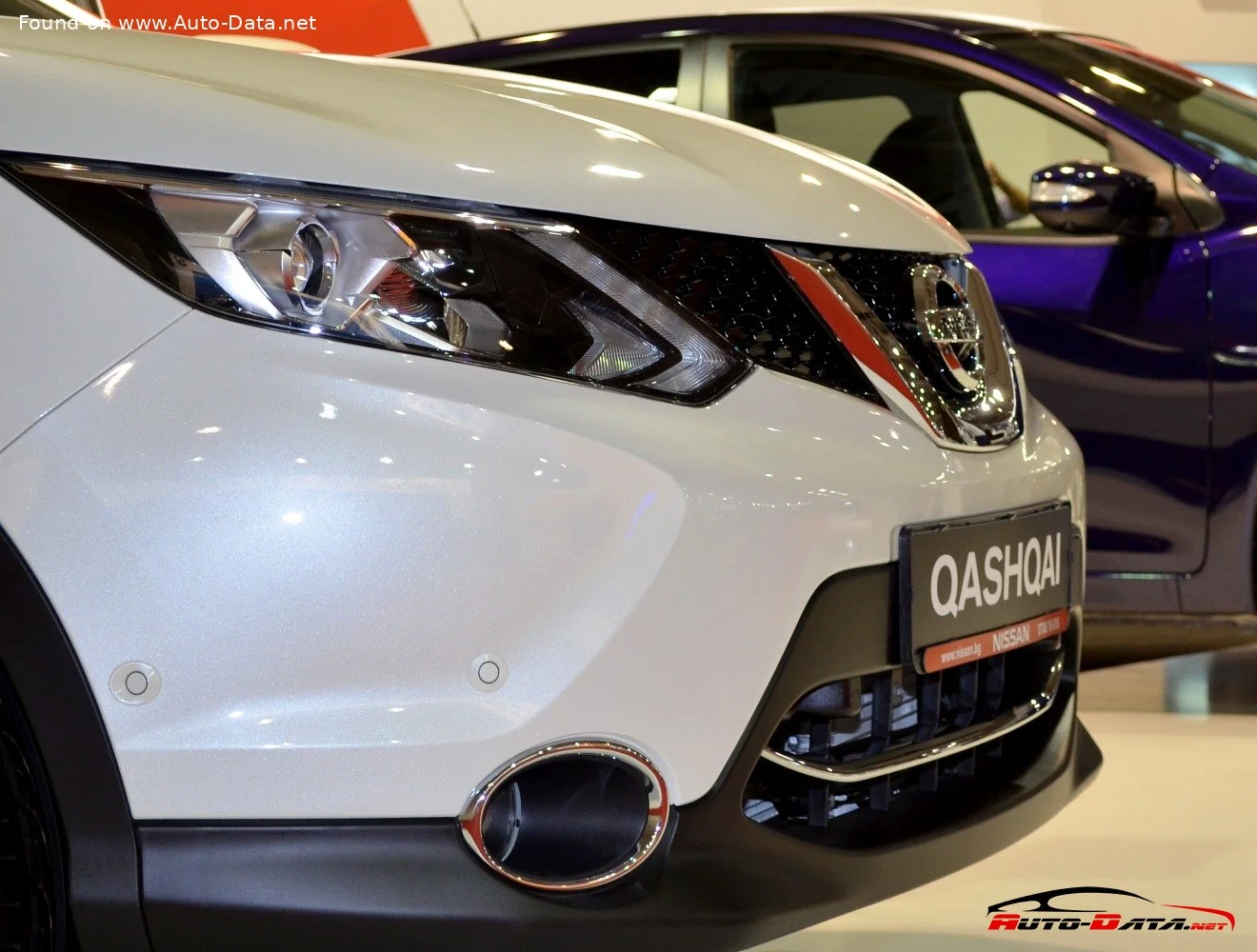 Nissan Qashqai 1.2 DiG-T (115 Hp)2013 - 2017 thumbnail 4