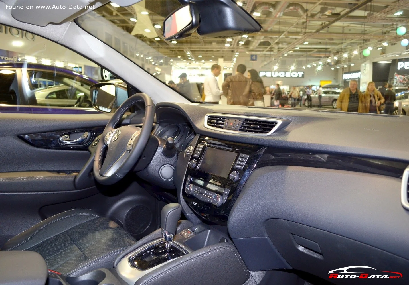 Nissan Qashqai 1.2 DiG-T (115 Hp)2013 - 2017 thumbnail 9