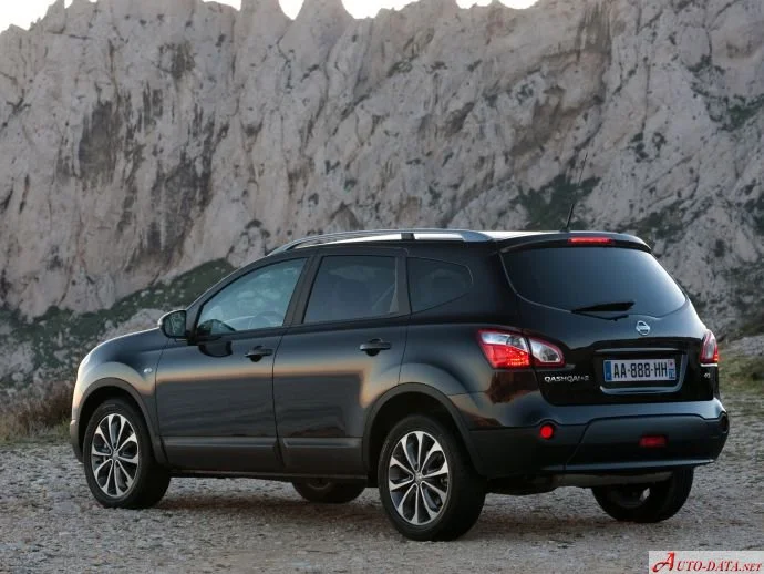 Nissan Qashqai 1.5 dCi (110 Hp)2010 - 2013 thumbnail 11