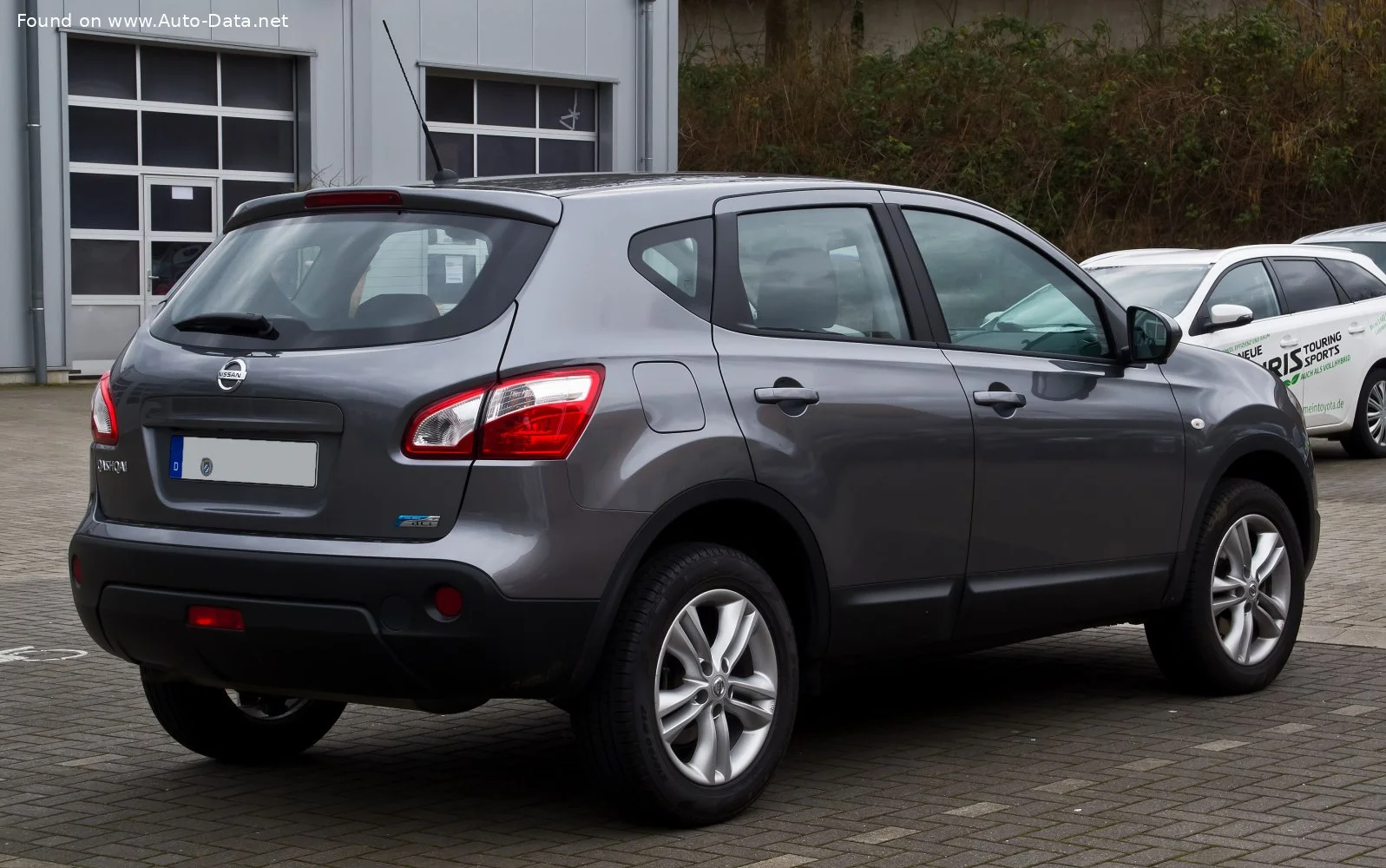 Nissan Qashqai 1.5 dCi (103 Hp)2010 - 2010 thumbnail 4