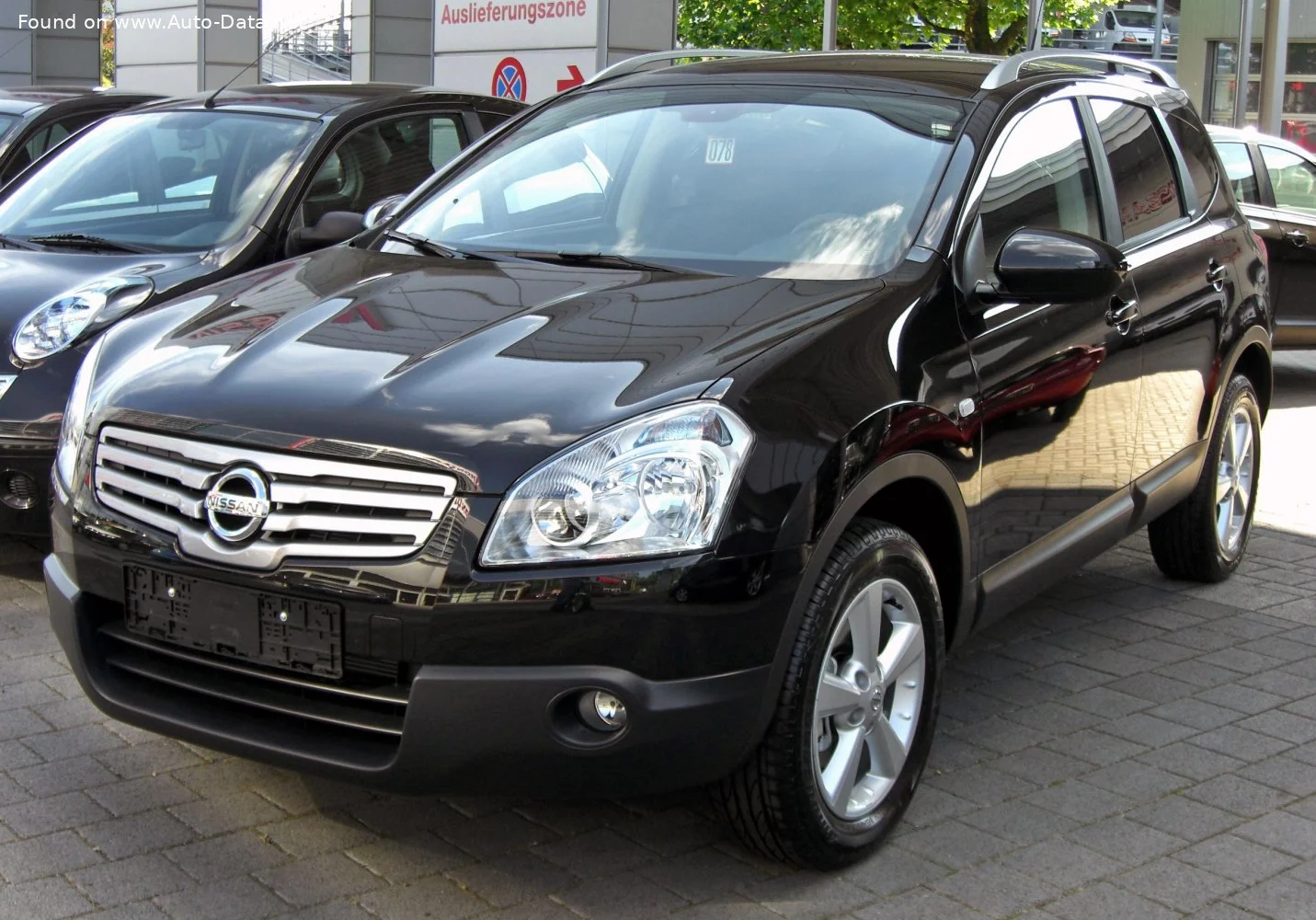 Nissan Qashqai 1.5 dCi (103 Hp)2008 - 2010 thumbnail 5