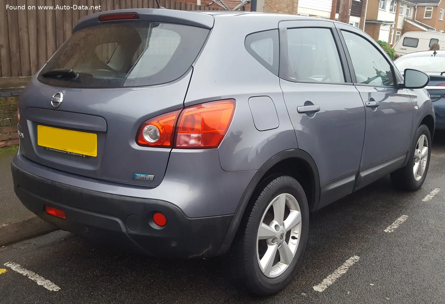 Nissan Qashqai 1.5 dCi (103 Hp)2008 - 2010 thumbnail 4