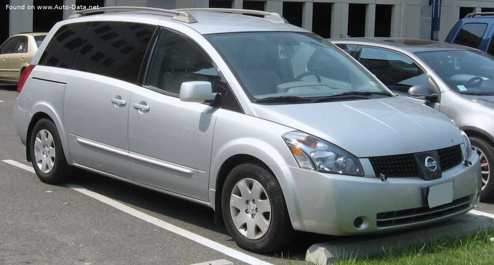 Nissan Quest 3.5 i V6 24V (233 Hp)2003 - 2009 - 1