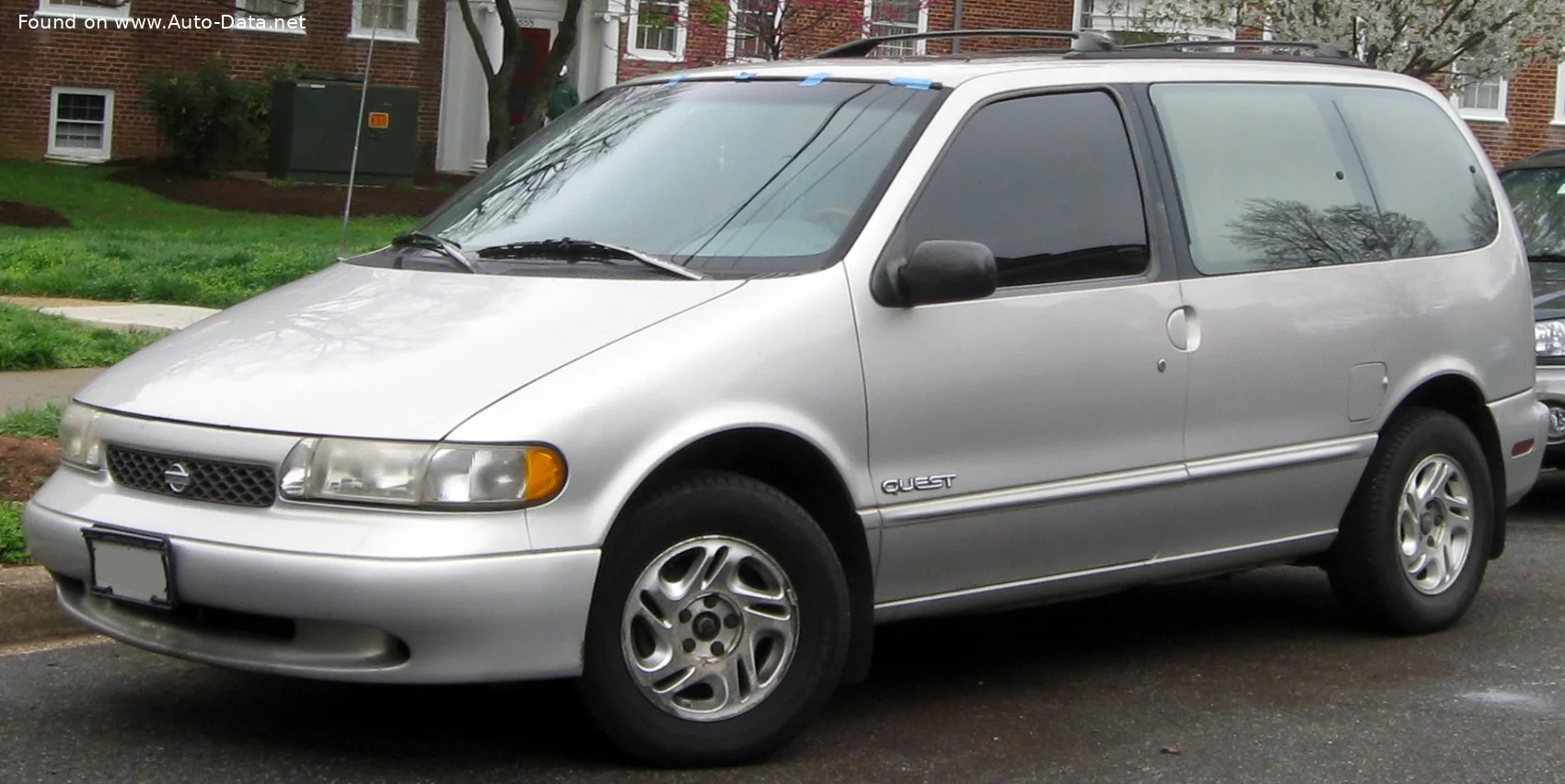 Nissan Quest 3.0 i (151 Hp)1992 - 2002 - 1