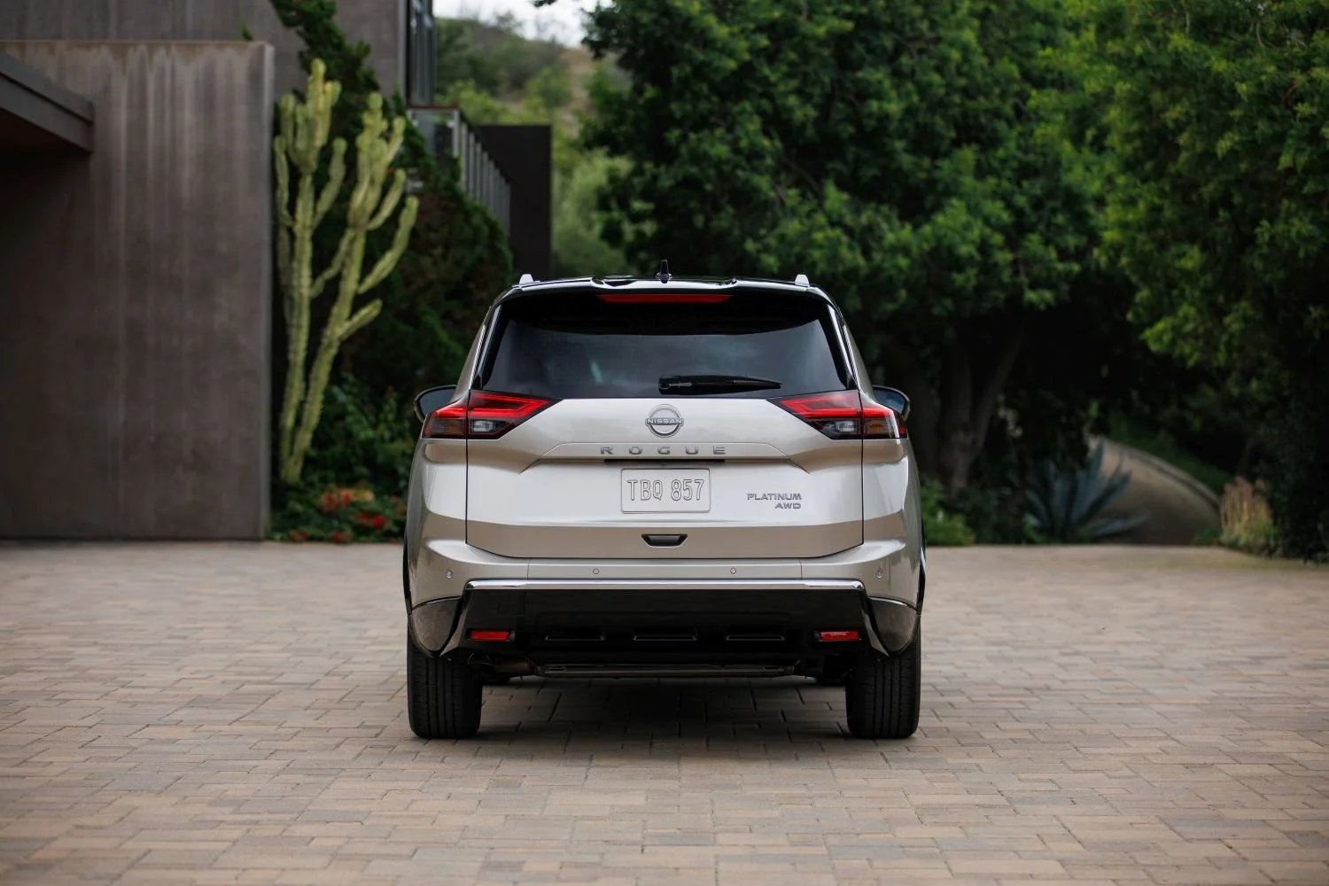 Nissan Rogue 1.5 VC-Turbo (201 Hp) AWD Xtronic2023 - thumbnail 4