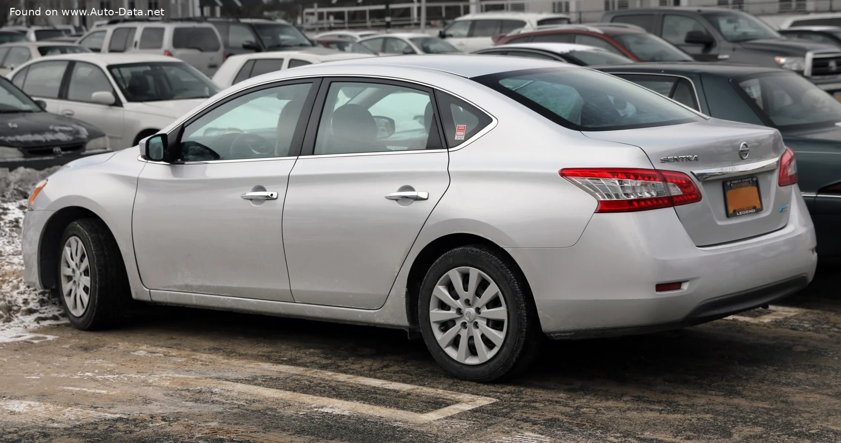 Nissan Sentra 1.8 (130 Hp)2012 - 2015 thumbnail 6