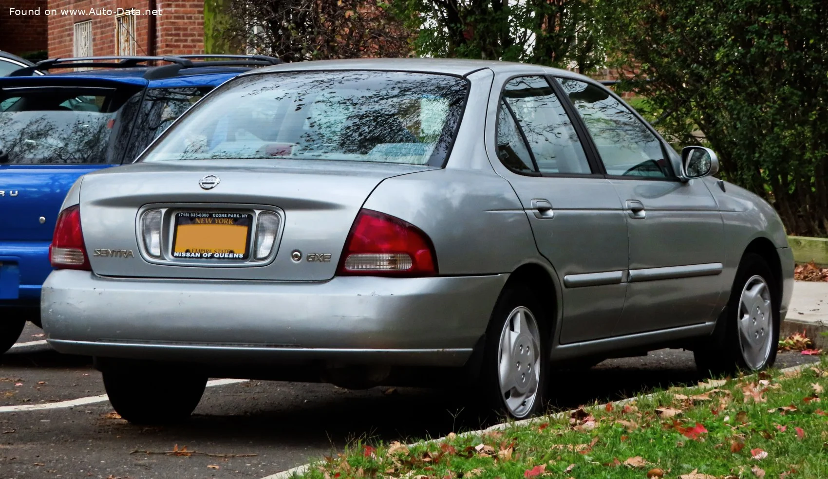 Nissan Sentra 1.8 i 16V XE (127 Hp)2000 - 2006 thumbnail 6