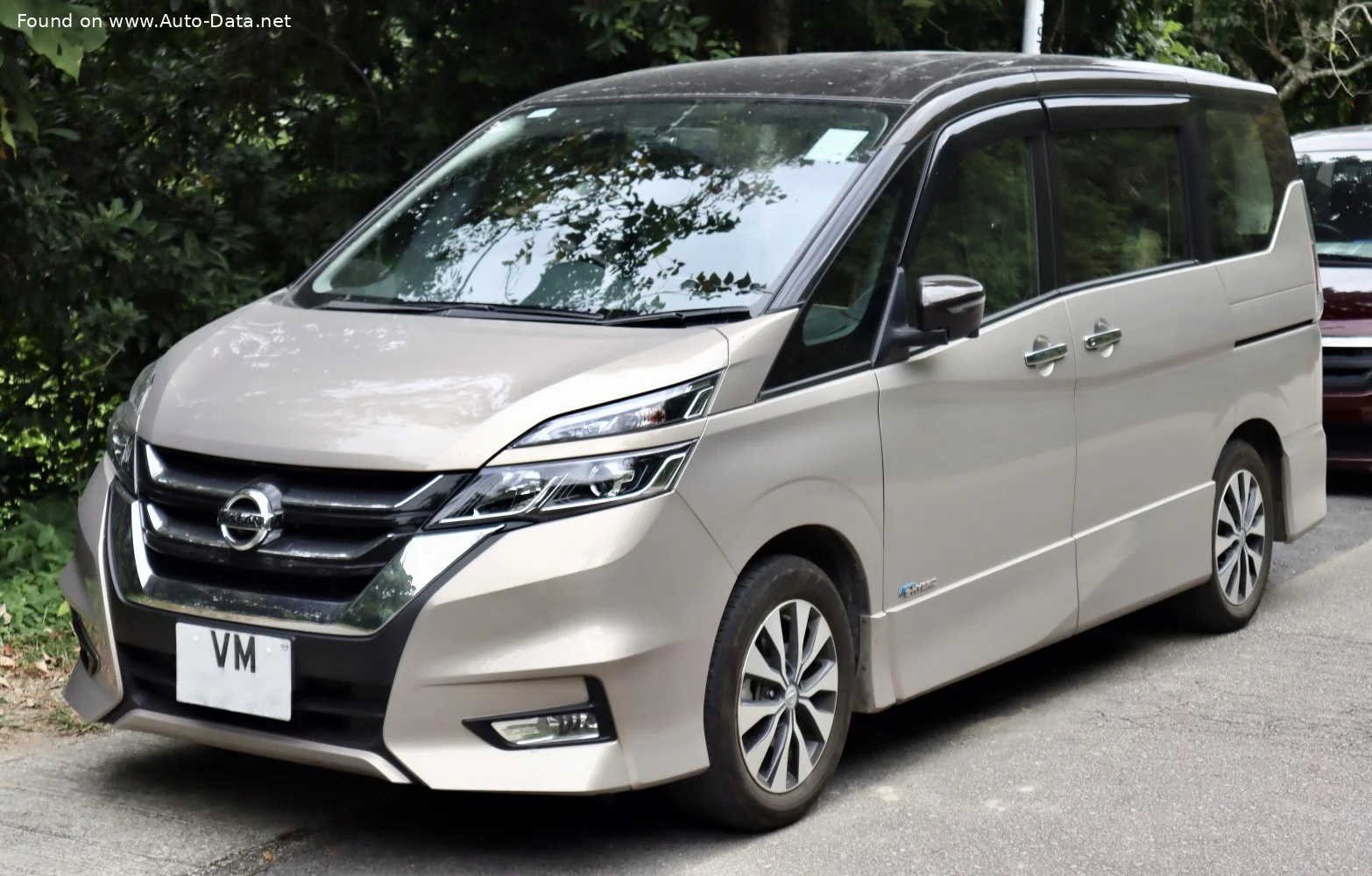 Nissan Serena 1.2 (136 Hp) e-POWER Hybrid2018 - 2019 thumbnail 6