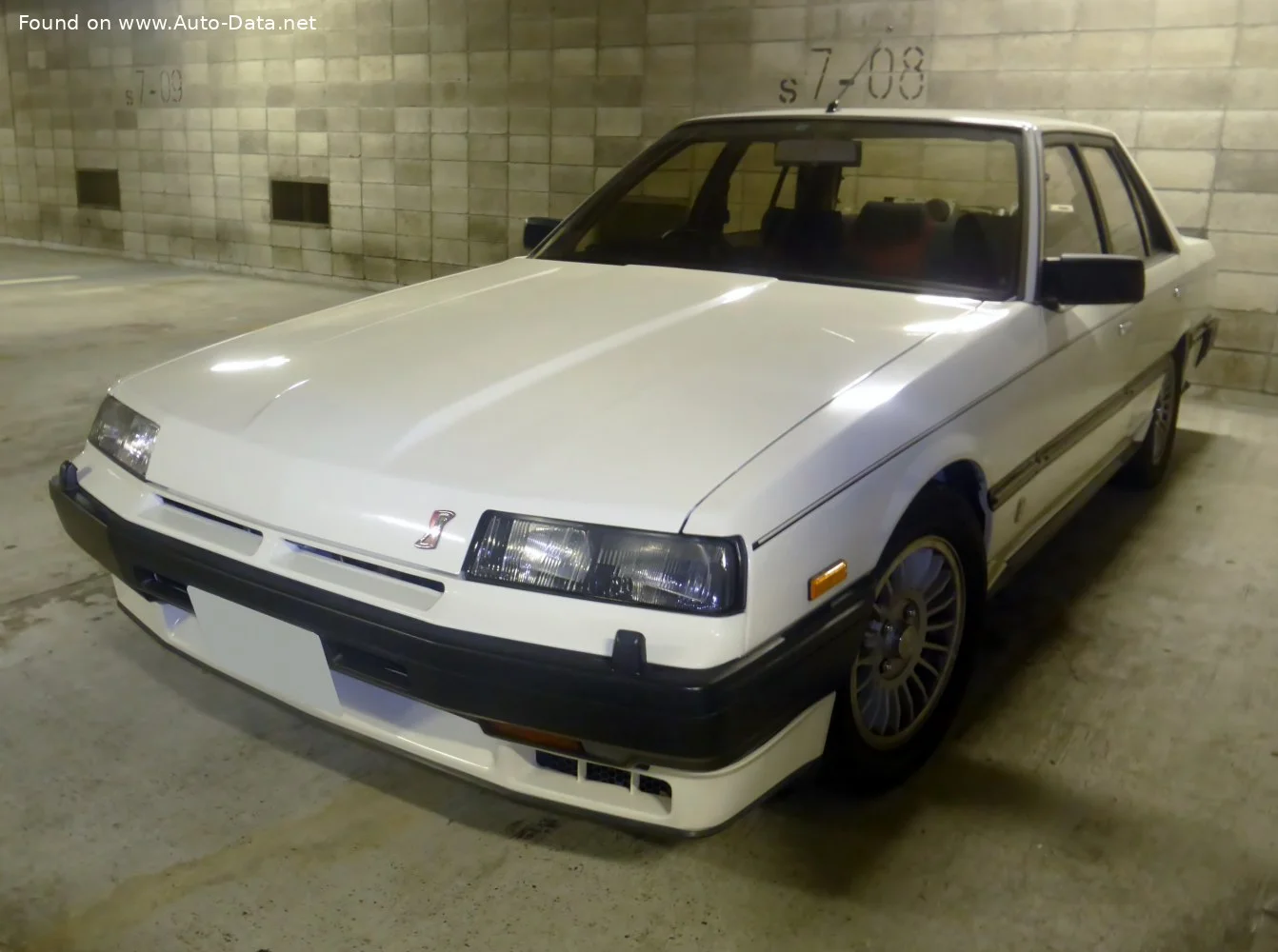 Nissan Skyline 2.0 (130 Hp)1981 - 1985 thumbnail 3