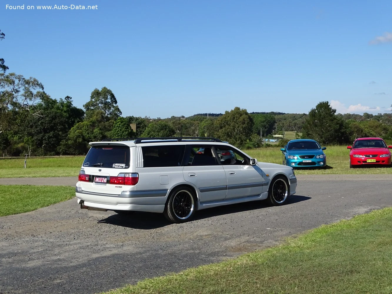 Nissan Stagea 2.0 (131 Hp)1996 - 2001 thumbnail 2
